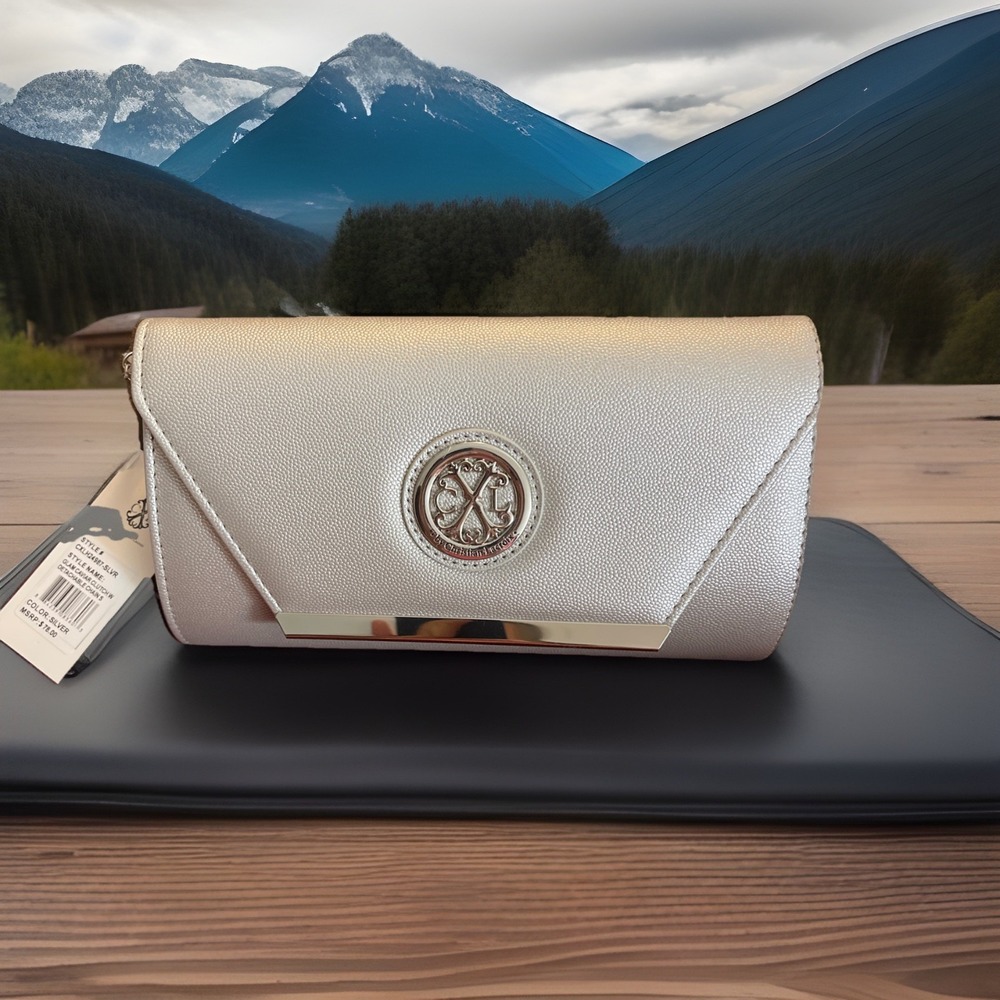 NWT CXL By Christian Lacroix Glam Silver Caviar Clutch W/ Crossbody Chain $78